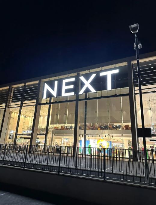 LED Illuminated Retail Signs